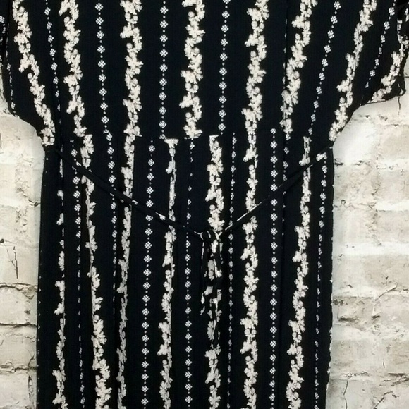 Francescas Black and White Floral maxi dress small - Picture 4 of 6